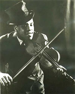 Stuff Smith le violoniste de jazz au chapeau haut de forme